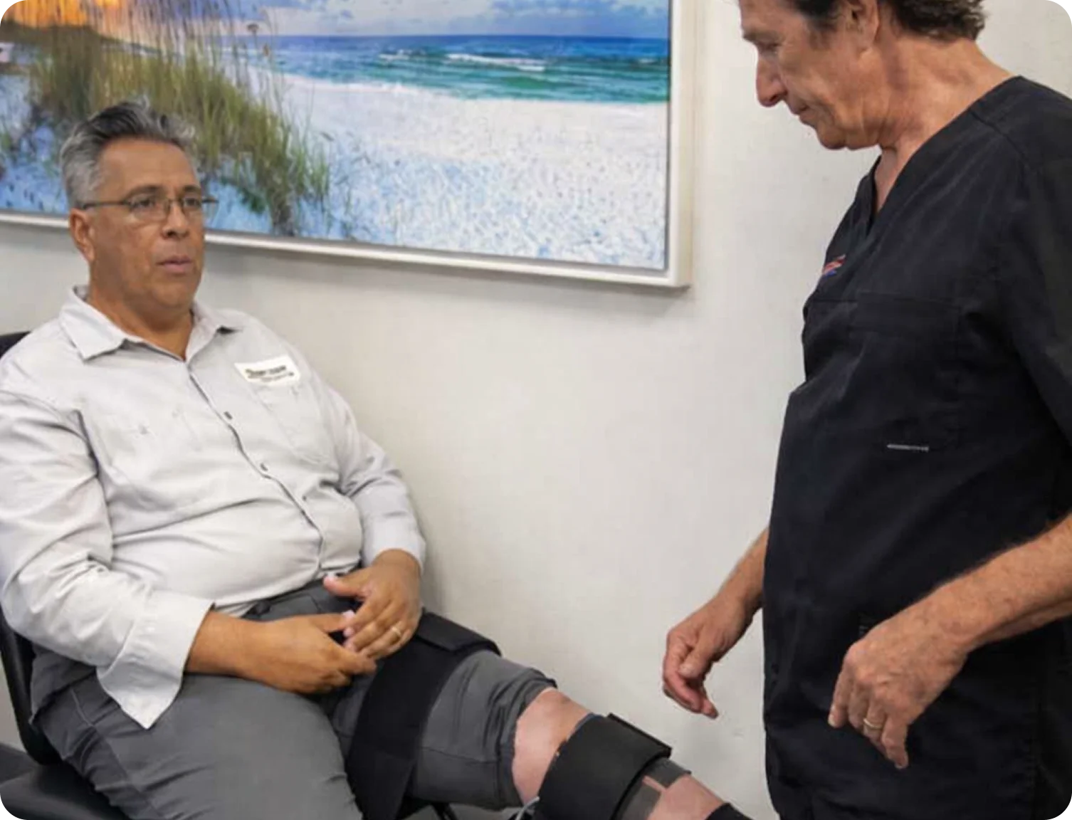 Knee decompression vs knee surgery comparison