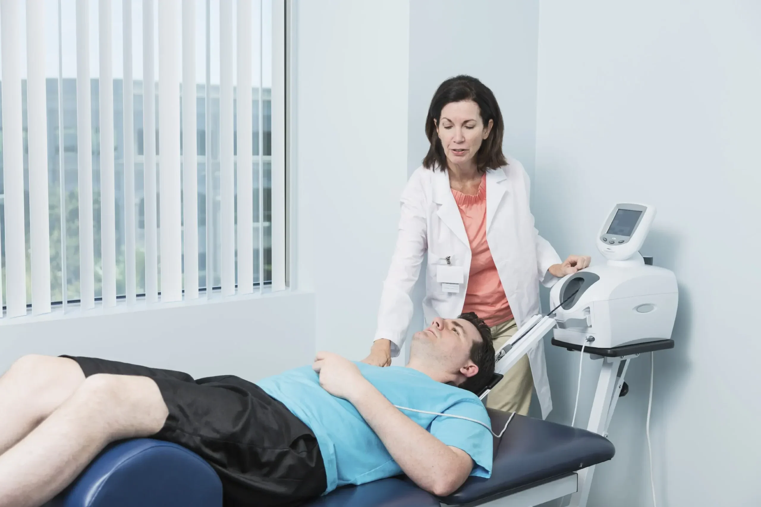 Spinal decompression therapy at Novaré Injury Care