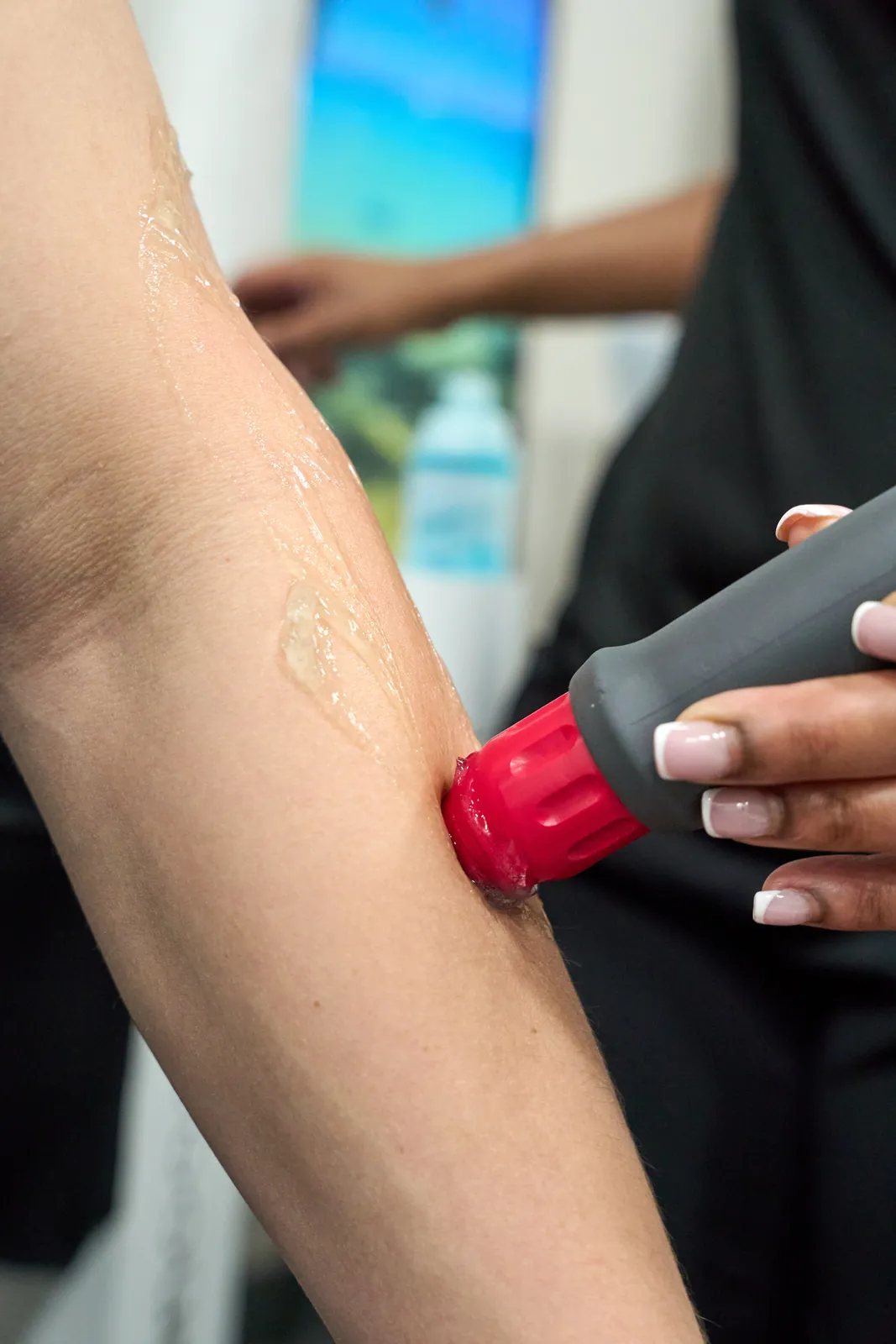 Shockwave therapy equipment at Novaré