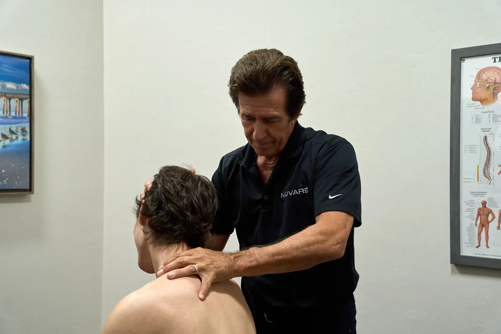 Whiplash and neck injury treatment at Novaré