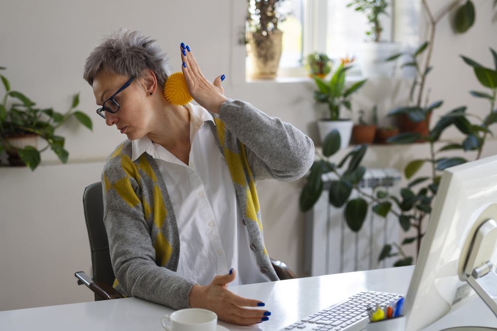 3 Stages of Whiplash Recovery and What to Expect at Each Stage - Novaré Injury Care and Rehab